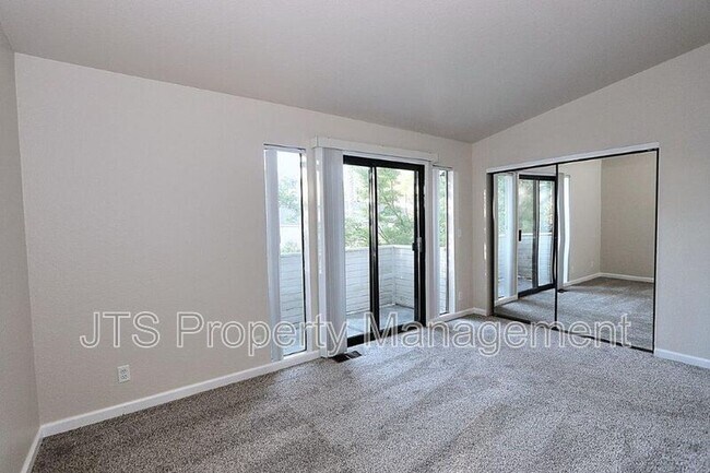 Building Photo - 5820 Alorn Ln
