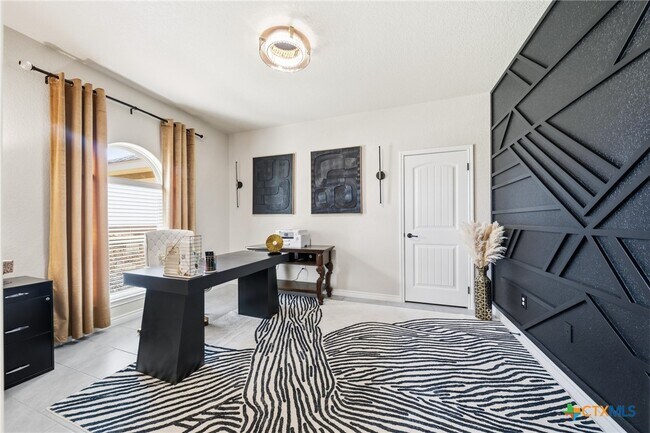 Building Photo - 2509 Meadow Lark Dr