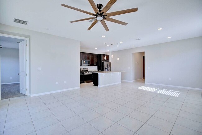 Building Photo - 244 Bella Verano Way