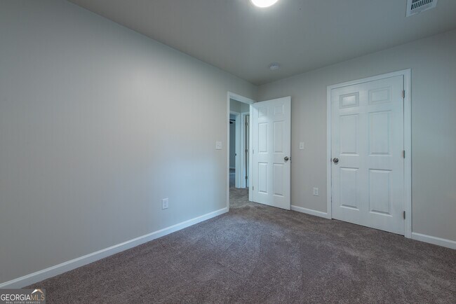 Building Photo - 5461 Brisbane Ct