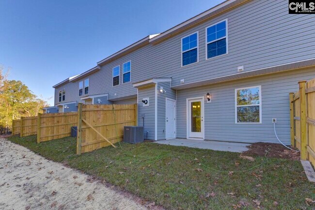 Building Photo - 185 Northwood St