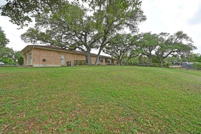 Building Photo - 9209 Rock Way Dr