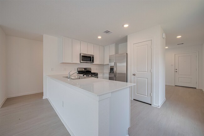 Building Photo - 28723 Texas Sparrow Ln