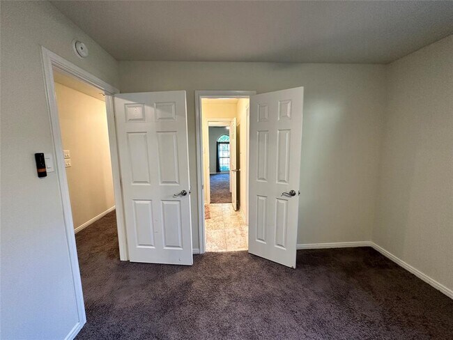 Building Photo - 7014 Limestone Cir