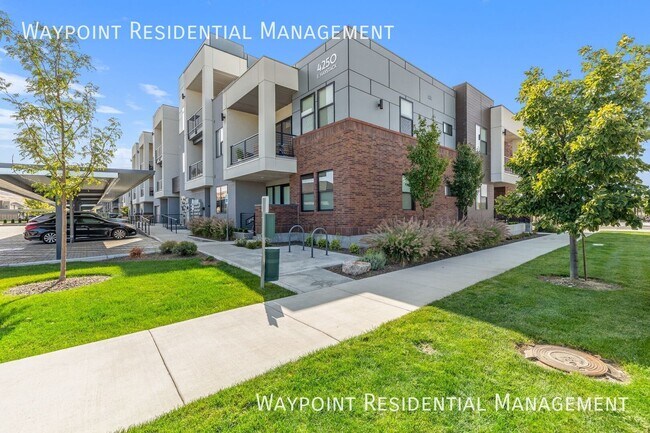 Building Photo - 4250 E Haystack St