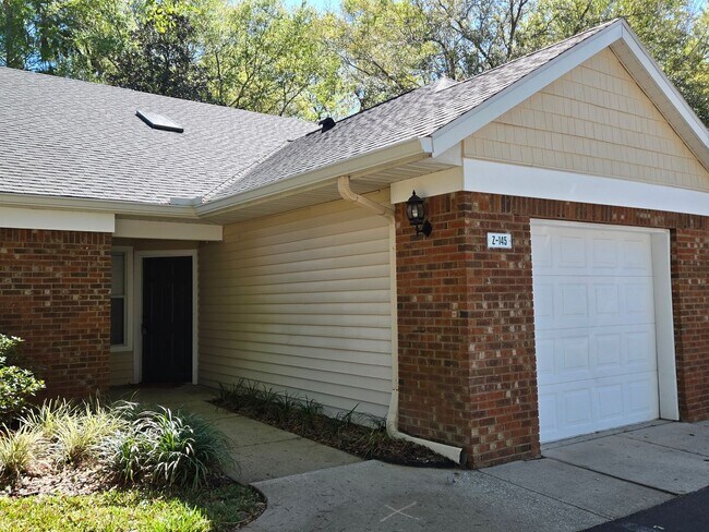 Building Photo - 3 Bedroom/ 2 Bath home at The Greens at West End