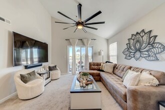 Building Photo - Tastefully updated 2-bedroom, 2-bath condo