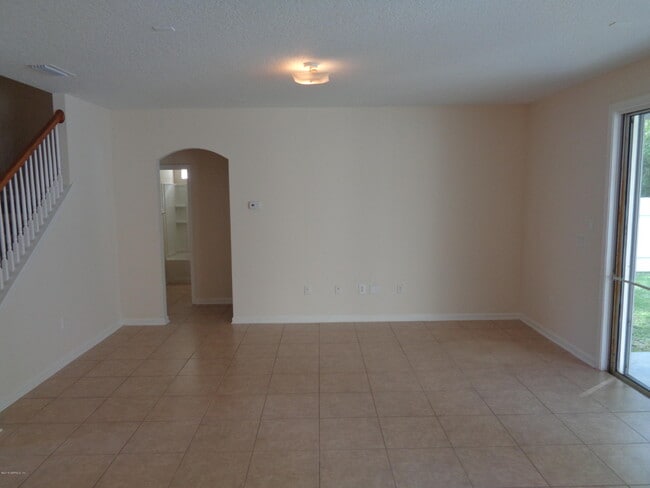 Building Photo - 682 Candlebark Dr