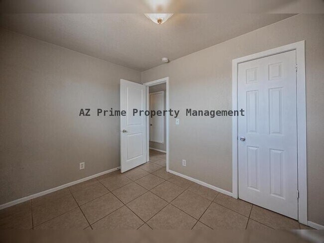 Building Photo - 2062 E Nancy Ln