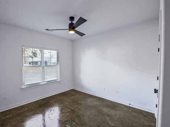 Building Photo - 2019 NEW Construction 4 bedroom, 2 bath home near U of M and new pedestrian bridge.