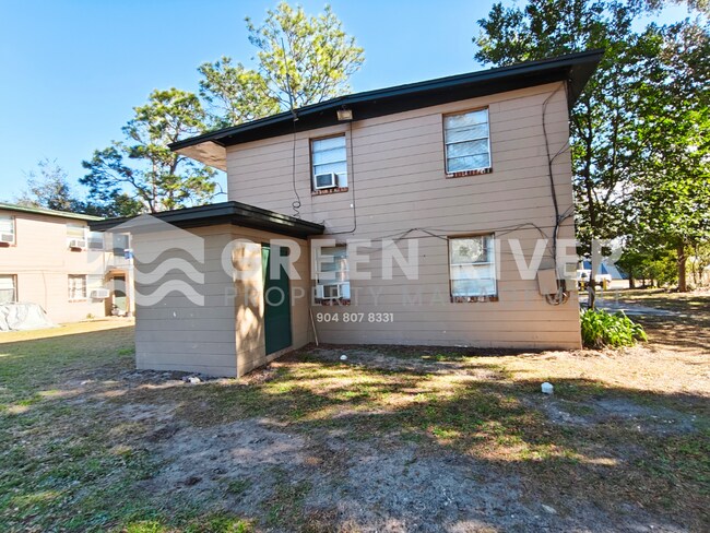 Building Photo - Quiet 2 Bedroom Retreat Available Now – Pets Welcome!