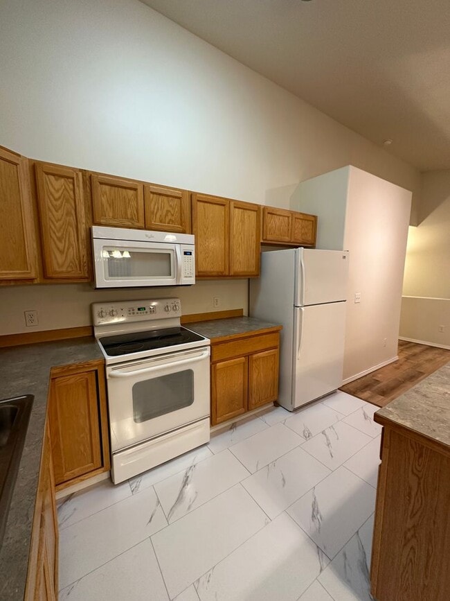 Building Photo - 13748 Fire Creek Trail Dr