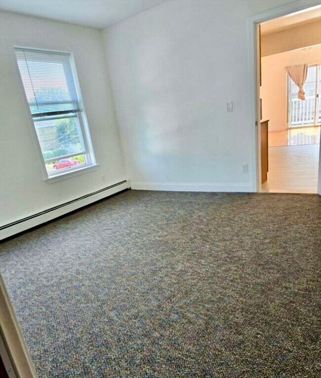 Building Photo - 21 Heldun St