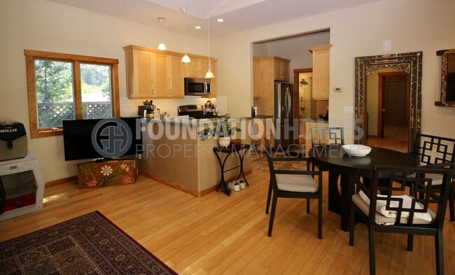 Building Photo - FURNISHED - Enjoy this little piece of par...