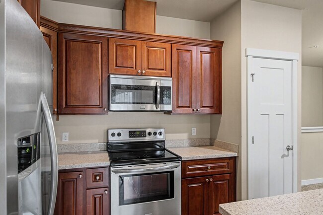 Building Photo - 1603 Burnside Pl