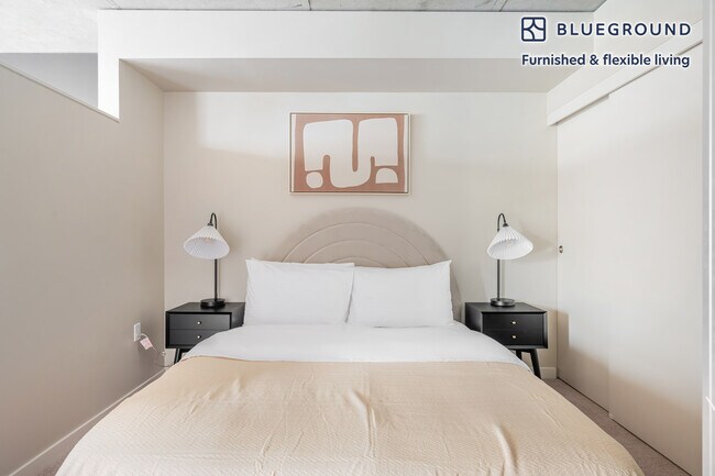 Building Photo - 101 Taylor Ave N