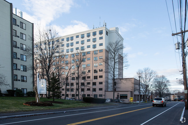 Building Photo - Union Towers