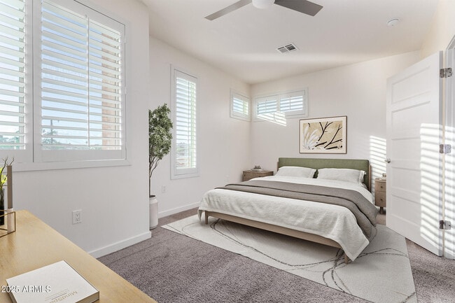 Building Photo - 1270 E Curry Rd