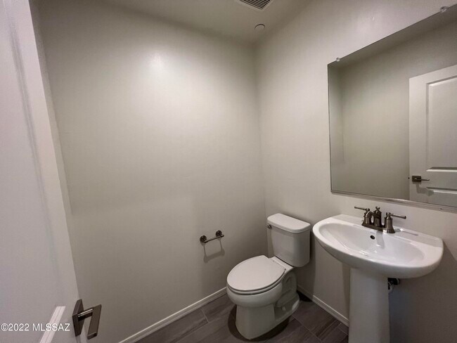 Building Photo - 12171 W Amarissa Dr
