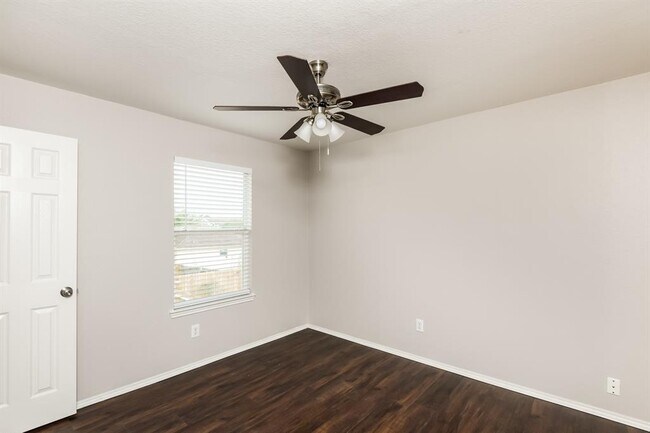 Building Photo - 22806 Red Leo Ln