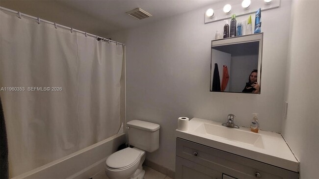 Building Photo - 14951 SW 82nd Ln