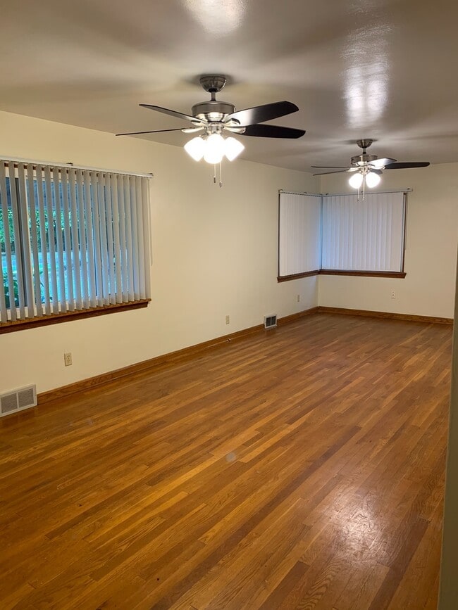 Building Photo - 8986 King Graves Rd NE