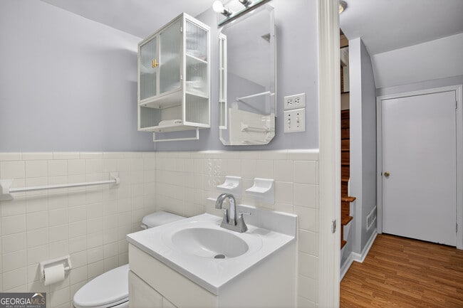 Building Photo - 2064 Adriatic Dr NW