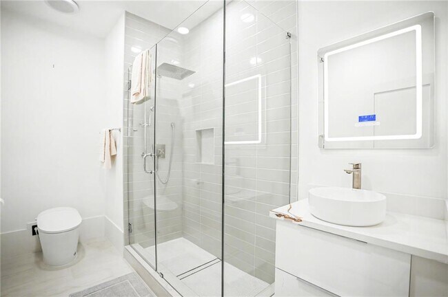 Building Photo - 507 Karen Ln