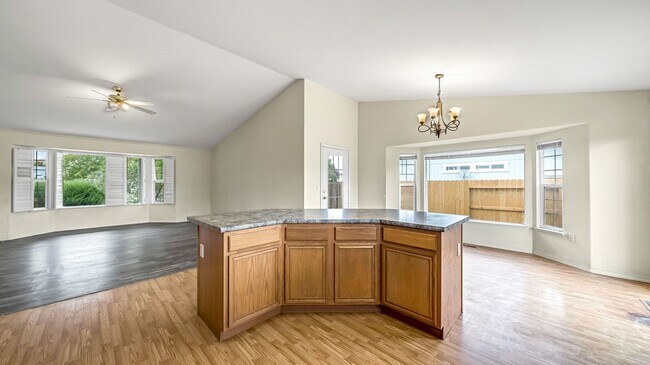 Building Photo - Spanish Springs Rental -- One Story.  No P...