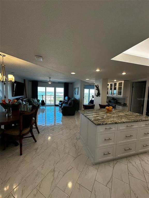 Building Photo - 4900 Brittany Dr S