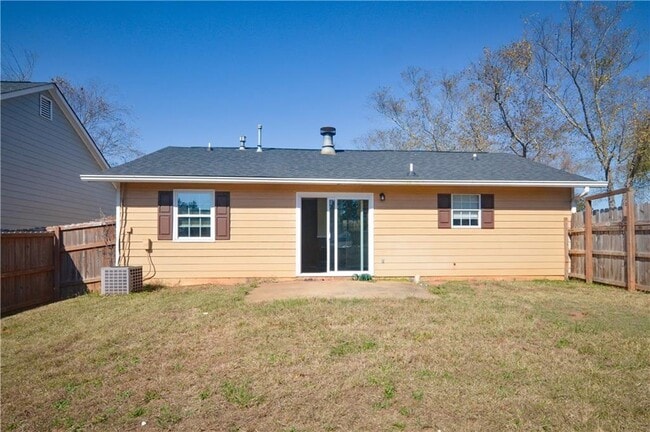 Building Photo - 130 Crystal Brook