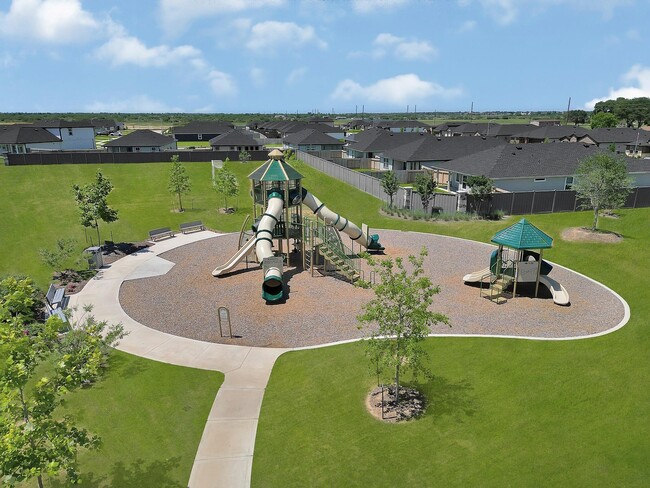 Building Photo - 2025 Woodlark Way