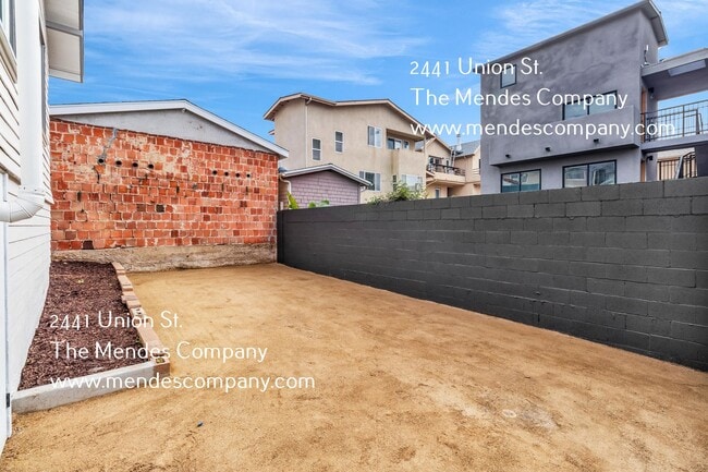 Building Photo - 2441 Union St