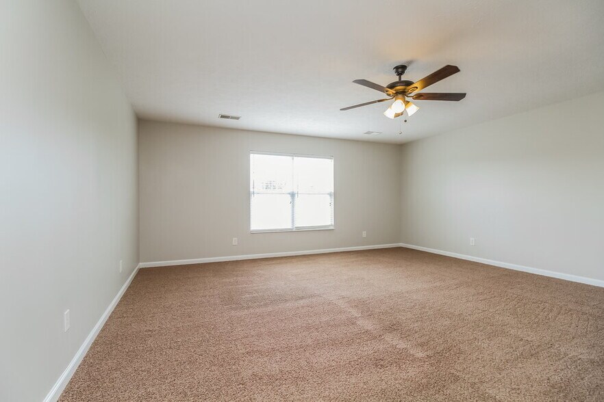 Building Photo - 336 Stewart Springs Dr