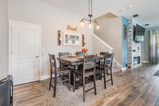 Building Photo - 8107 Champions Forest Way