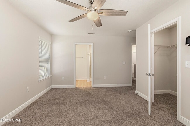 Building Photo - 7450 Shadow Lake Dr