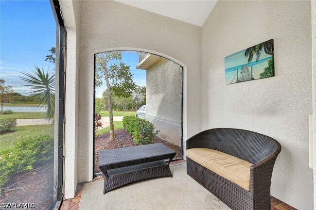 Building Photo - 1439 Santiago Cir