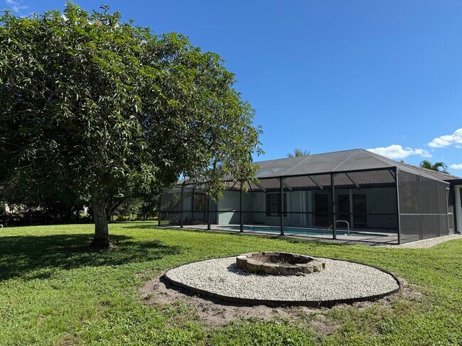 Building Photo - 14073 76th Rd N