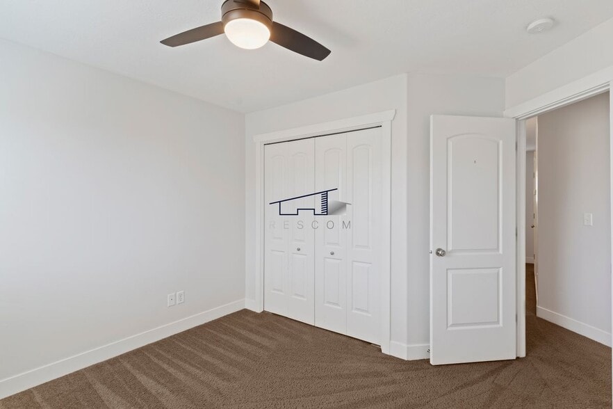 Building Photo - 1613 N 450 E