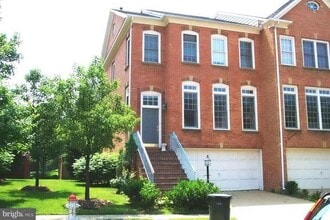 Building Photo - 1808 Brentridge St