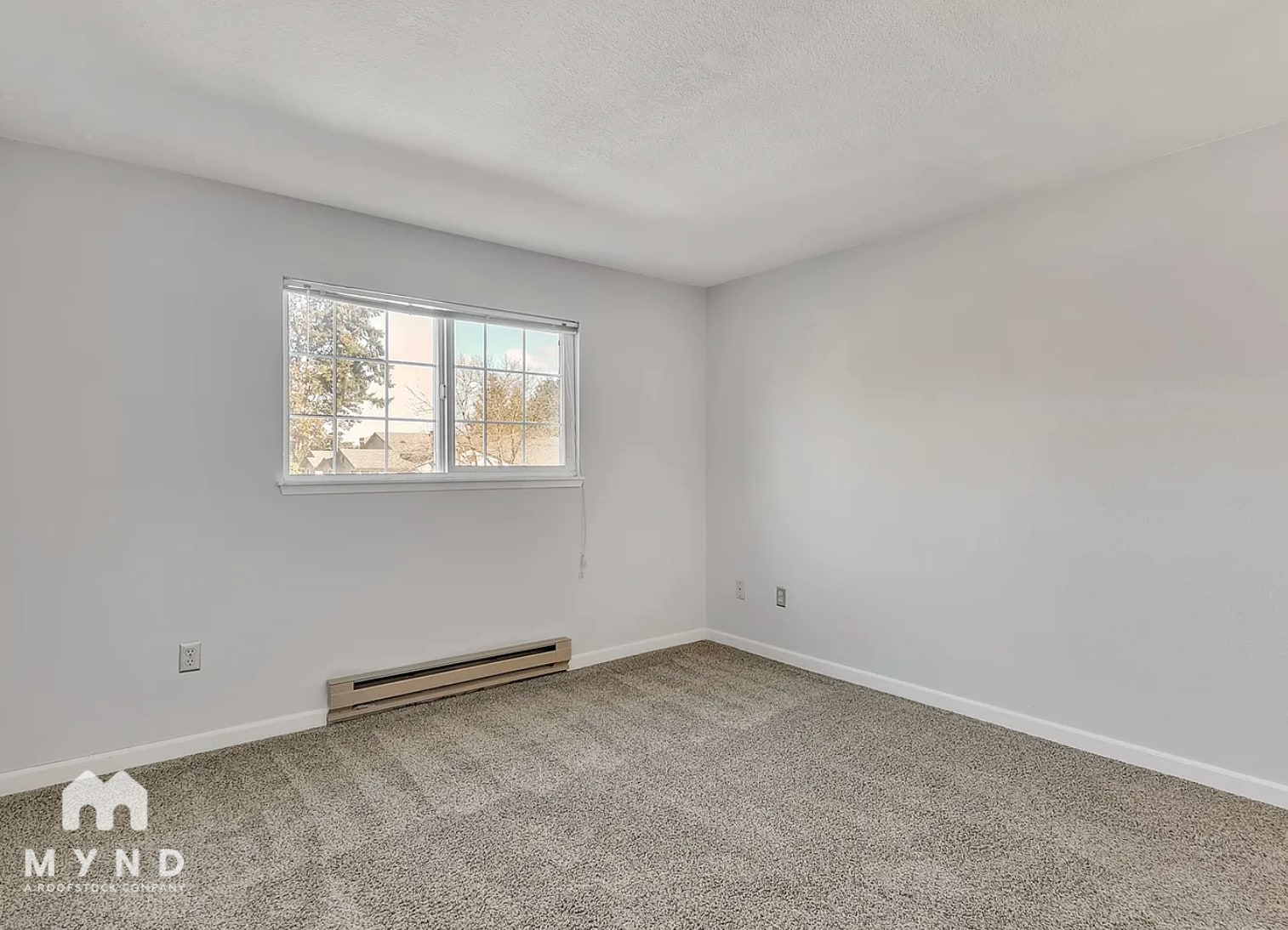 Building Photo - 17624 1st Ave S