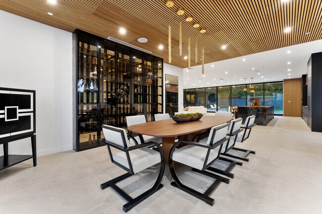 Building Photo - 9031 Alto Cedro Dr