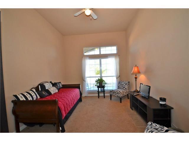 Building Photo - 2411 Stagecoach Bend
