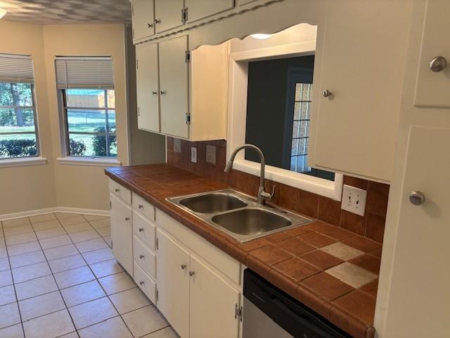 Building Photo - 1303 Park Center St