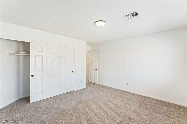 Building Photo - 9417 Low Tide Ct