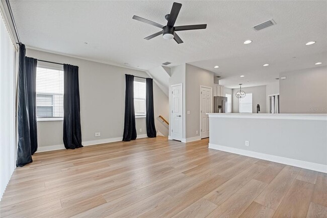 Building Photo - 1129 Venetian Harbor Dr NE