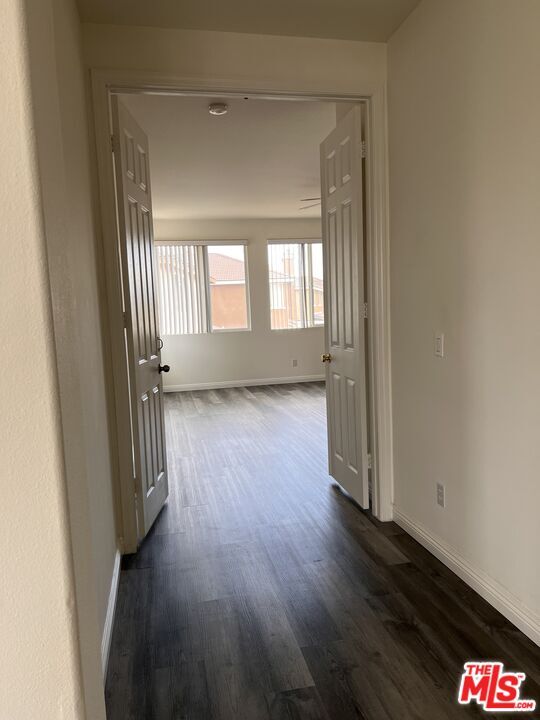 Building Photo - 3406 Club Rancho Dr
