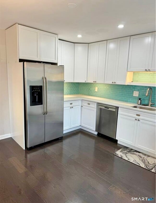 Building Photo - 41 Nash Pl