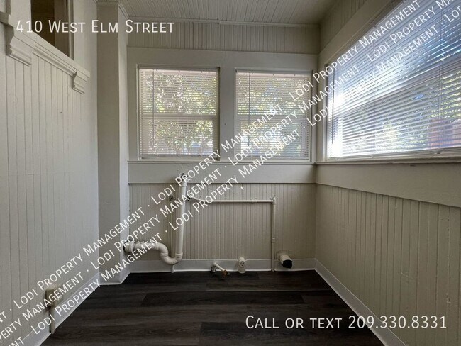 Building Photo - 410 W Elm St