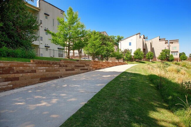 Building Photo - 1441 East St